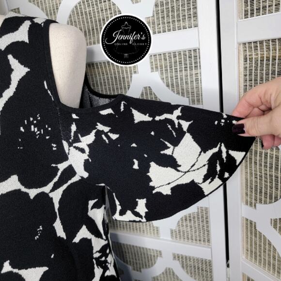 Ann Taylor Black & White Floral Cold Shoulder Sweater Dress Size Large - Picture 4 of 10